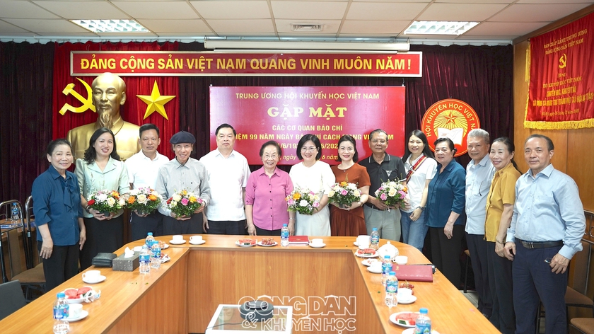 Hội Khuyến học Việt Nam gặp mặt các cơ quan báo chí nhân kỷ niệm 99 năm Ngày Báo chí cách mạng Việt Nam- Ảnh 1.