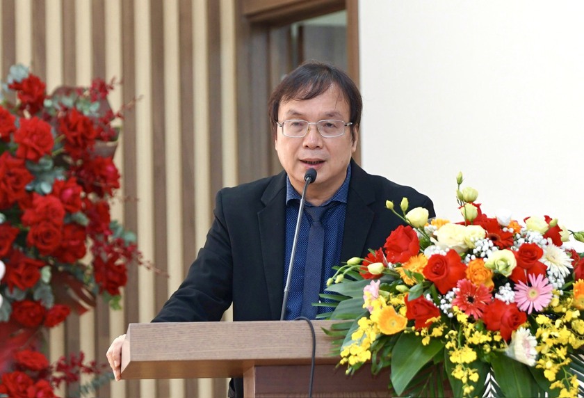 Trao quyết định bổ nhiệm tân Chủ tịch Hội đồng thành viên, Tổng Giám đốc Nhà xuất bản Giáo dục Việt Nam- Ảnh 3.