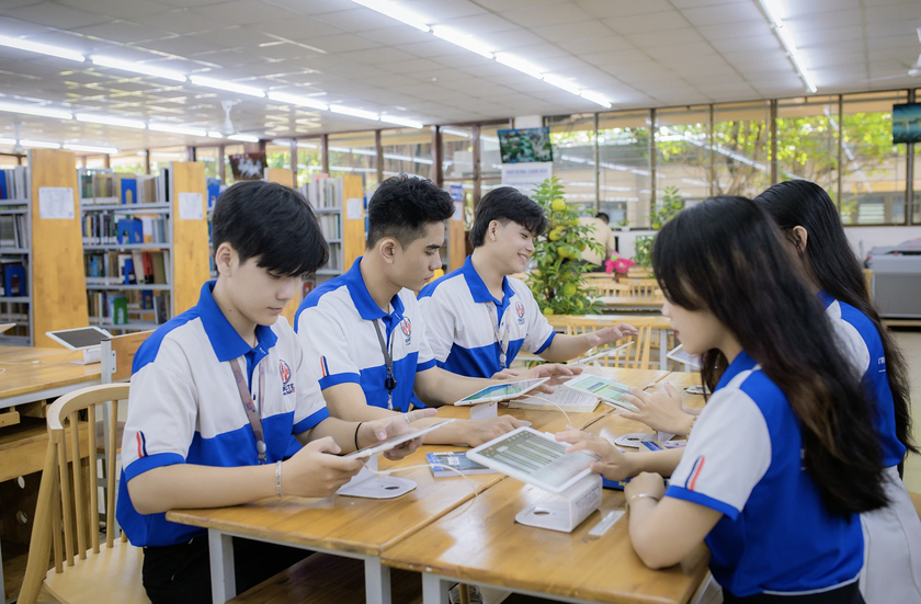 Trường Đại học Sư phạm Kỹ thuật Thành phố Hồ Chí Minh công bố điểm chuẩn xét tuyển sớm- Ảnh 1.