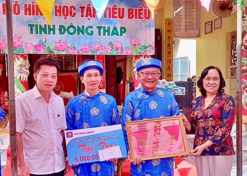 Hội Khuyến học tỉnh Đồng Tháp biểu dương gia tộc Đỗ - dòng họ học tập tiêu biểu- Ảnh 1.