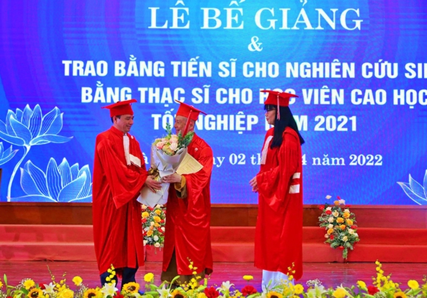 Ông Vương Tấn Việt không có hồ sơ lưu tại Trường Đại học Hà Nội- Ảnh 4.