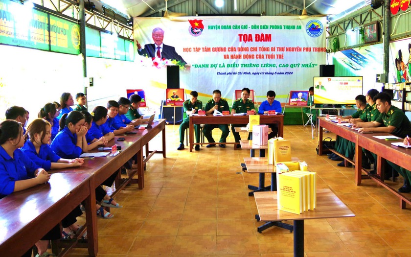 Thanh niên Cần Giờ, Thành phố Hồ Chí Minh toạ đàm: "Danh dự là điều thiêng liêng, cao quý nhất"- Ảnh 2.