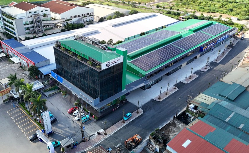 Cận cảnh showroom 8.000m2 lớn nhất Việt Nam của VinFast- Ảnh 10.