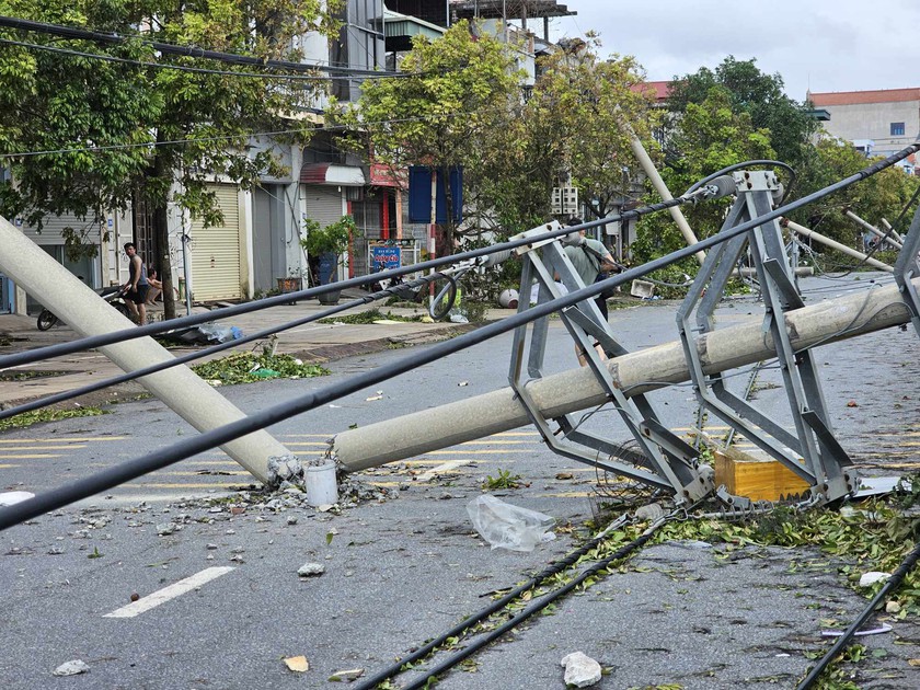 Quảng Ninh: Tạm đình chỉ chức vụ Giám đốc Điện lực thành phố Hạ Long - Ảnh 1.