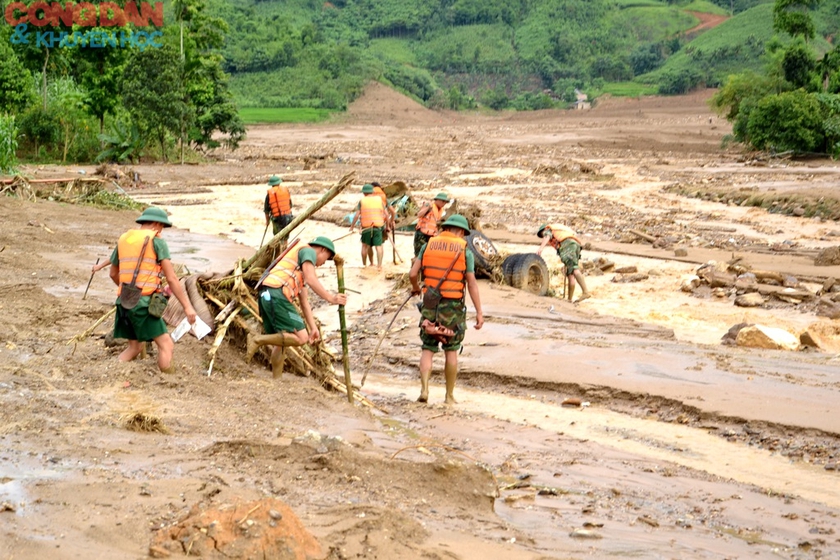 Tin vui từ Làng Nủ: 2 gia đình 7 người chạy thoát lũ dữ trở về- Ảnh 3.