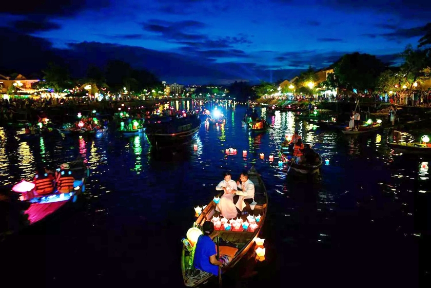 Loạt "siêu bão" làm gián đoạn du lịch tại châu Á, Trung Âu và Đông Âu - Ảnh 7.