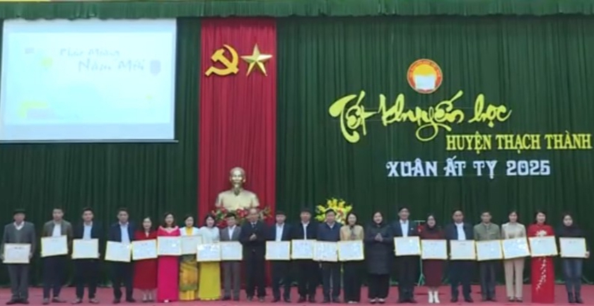 Tết khuyến học Xuân Ất Tỵ tại huyện Thạch Thành (Thanh Hóa) - Ảnh 1.