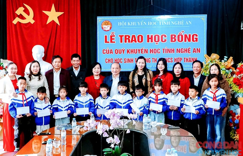 10 điểm nhấn công tác khuyến học ở tỉnh Nghệ An năm 2024 - Ảnh 2.