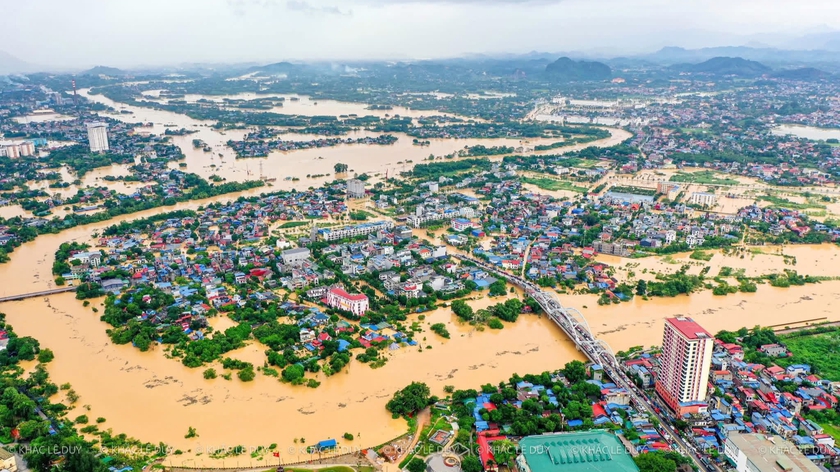 Hướng dẫn hỗ trợ miễn, giảm thuế cho người dân và doanh nghiệp bị thiệt hại do mưa bão - Ảnh 1.