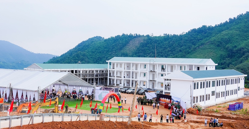Tổng Bí thư Tô Lâm dự lễ khởi công trường phổ thông nội trú liên cấp ở Nghệ An - Ảnh 2.