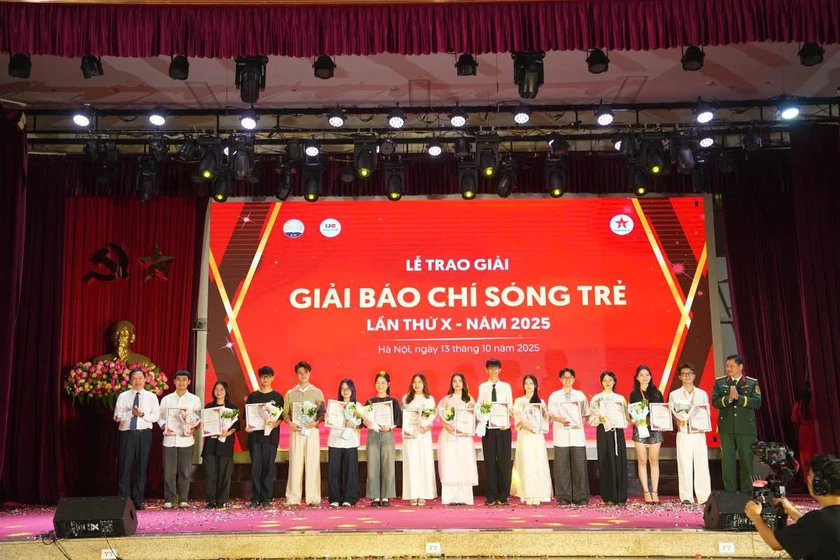 Sóng trẻ 2025 - Một thập kỷ vun đắp tài năng báo chí trẻ - Ảnh 2.