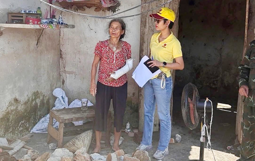 Quỹ Thiện Tâm thắp sáng niềm tin cho đồng bào vùng lũ Nghệ An- Ảnh 1. Quỹ Thiện Tâm thắp sáng niềm tin cho đồng bào vùng lũ Nghệ An- Ảnh 1.