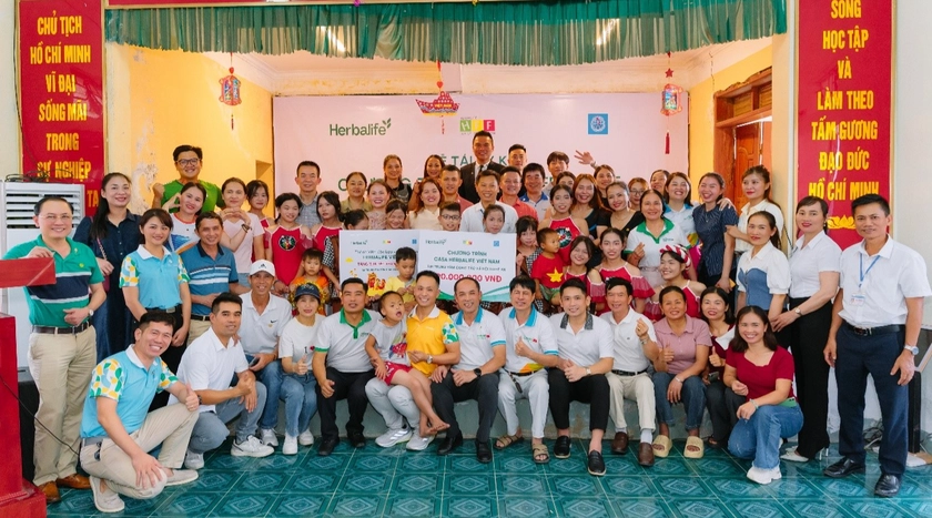 Casa Herbalife hỗ trợ bữa ăn dinh dưỡng cho hơn 3.000 người có hoàn cảnh khó khăn - Ảnh 8.
