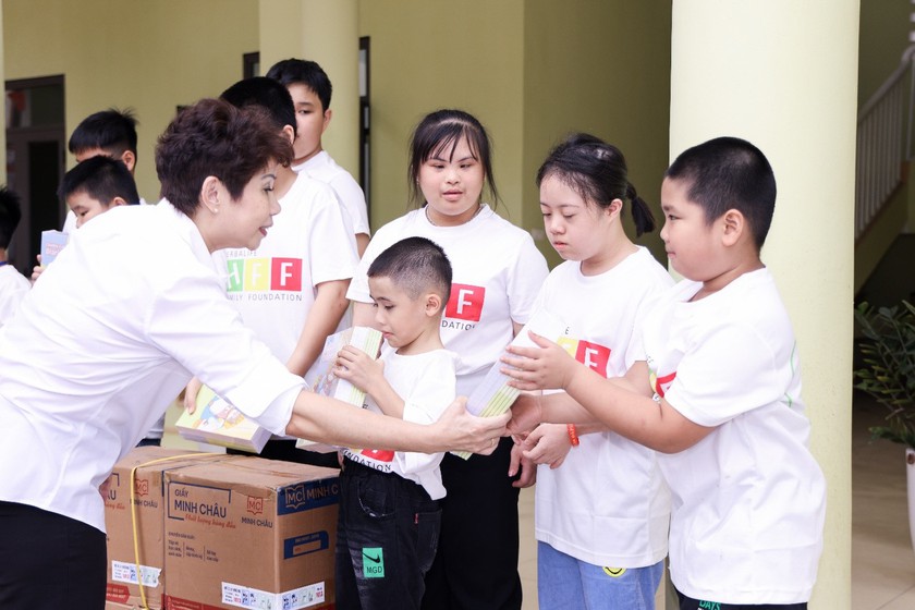 Casa Herbalife hỗ trợ bữa ăn dinh dưỡng cho hơn 3.000 người có hoàn cảnh khó khăn - Ảnh 6.