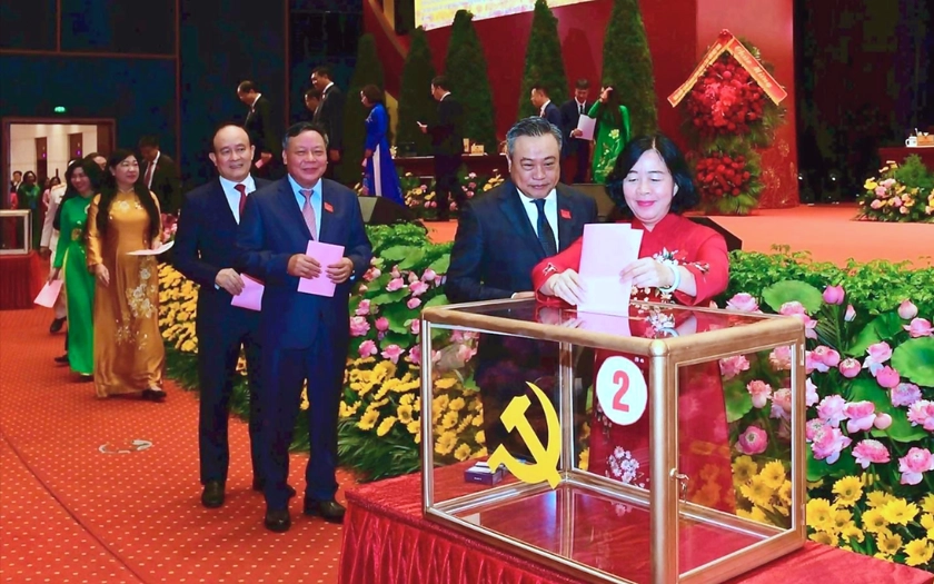75 Ủy viên Ban Chấp hành Đảng bộ thành phố Hà Nội khóa XVIII - Ảnh 1.