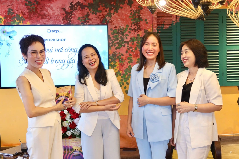 Phụ nữ công sở bật khóc vì lần đầu dám nói ra sự thật tại talkshow 20/10 - Ảnh 2.