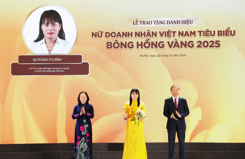 Phó Tổng Giám đốc Agribank được vinh danh “Nữ doanh nhân Việt Nam tiêu biểu - Bông hồng Vàng 2025” - Ảnh 1.