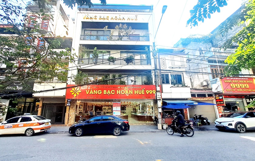 Truy tố “bà trùm” ở Lào Cai buôn lậu hơn nửa tấn vàng về Việt Nam - Ảnh 3.