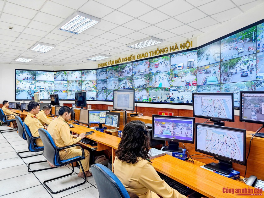 Gần 2.000 camera AI đang được Cảnh sát giao thông lắp đặt trên đường phố Hà Nội - Ảnh 10.