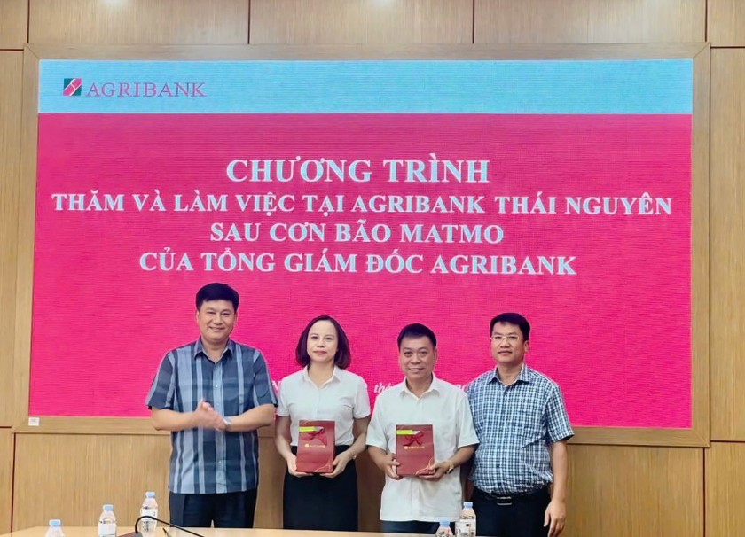 Điểm tựa vững chắc giúp khách hàng vực dậy sản xuất - Ảnh 5.