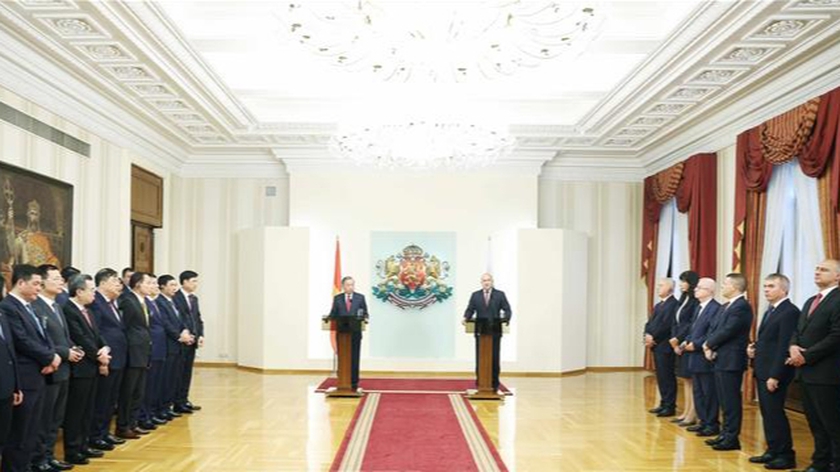 Việt Nam - Bulgaria đẩy mạnh hợp tác toàn diện, xây dựng các cơ chế trao đổi chuyên gia, giảng viên, sinh viên hai nước - Ảnh 1.