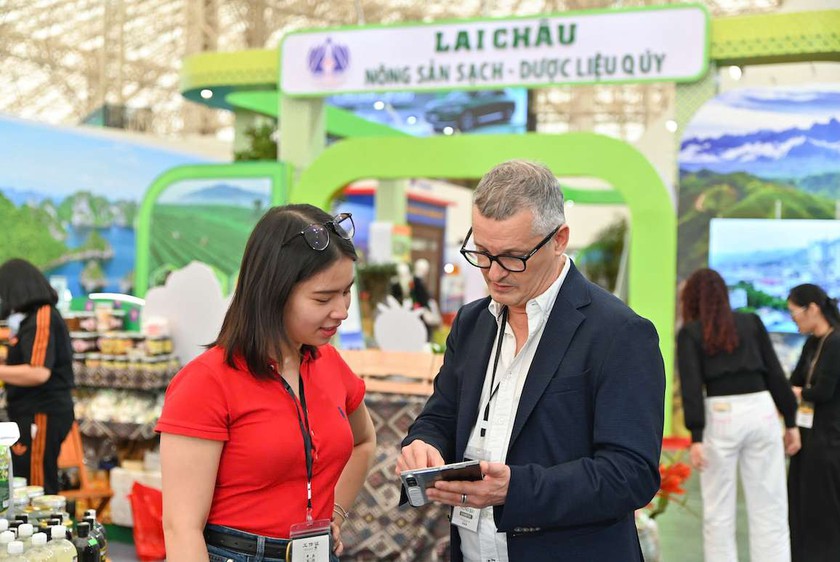Khai mạc Hội chợ Mùa Thu lần thứ nhất - Tiến tới tổ chức chuỗi hội chợ bốn mùa - Ảnh 8.