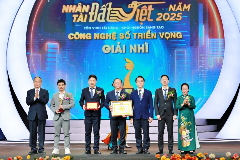 Những hình ảnh đẹp của Lễ Trao giải Nhân tài Đất Việt 2025 - Ảnh 18.