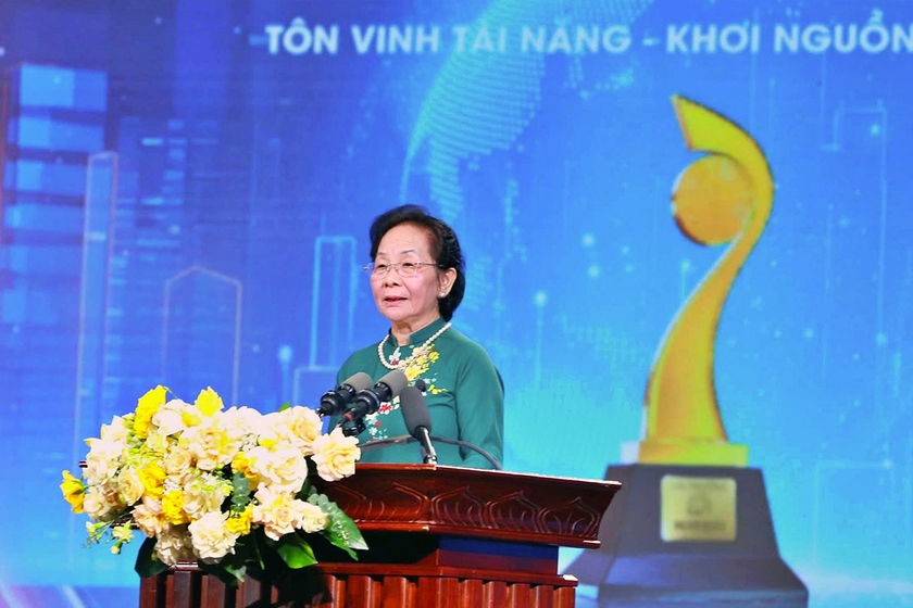 Giải thưởng Nhân tài Đất Việt tôn vinh trí tuệ Việt Nam, khơi dậy tinh thần đổi mới, sáng tạo, cống hiến - Ảnh 1.