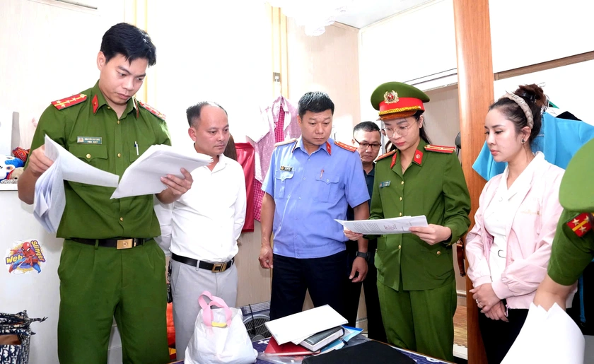 Lào Cai: Bắt tạm giam hiệu trưởng và kế toán Trường mầm non An Bình chiếm đoạt hơn 580 triệu đồng - Ảnh 1.