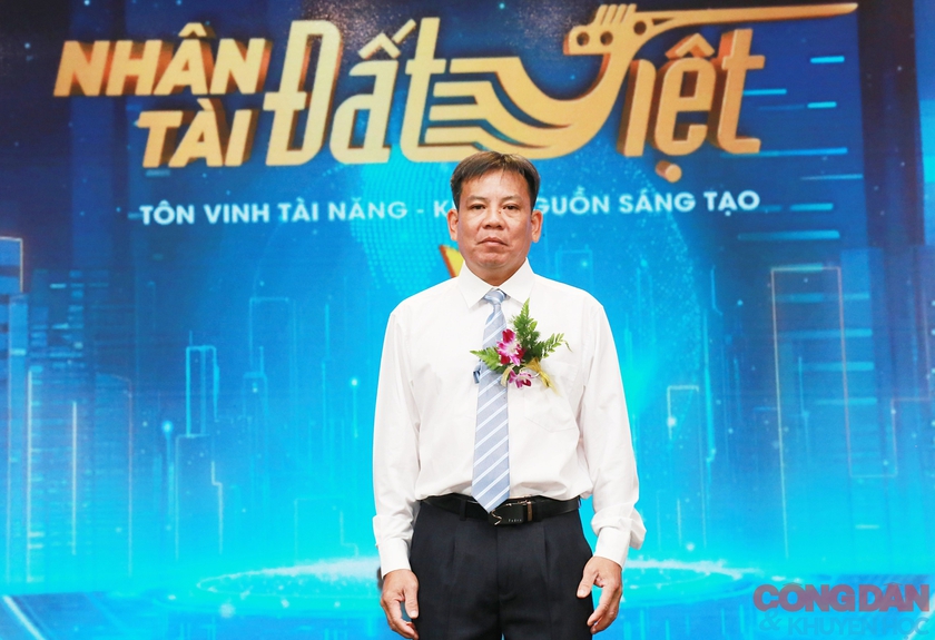 Lễ trao Giải thưởng Nhân tài Đất Việt năm 2025: Cảm xúc và những chia sẻ của tác giả được vinh danh - Ảnh 4.