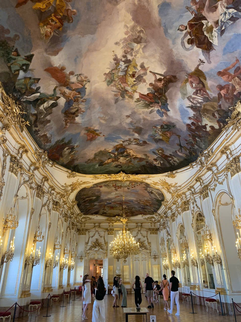 Khám phá Vienna, thủ đô nước Áo, thành phố được mệnh danh là nơi đáng sống nhất thế giới - Ảnh 8.