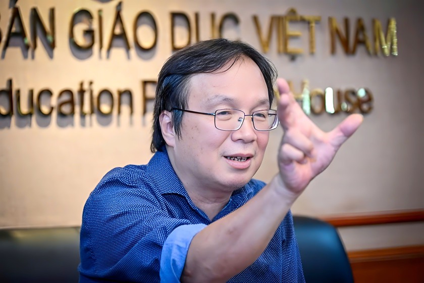 "Thơ không cần cứu ai"- một tập văn không dành cho đám đông, mà cứu người đang "chết đuối" trong...chính mình! - Ảnh 3.