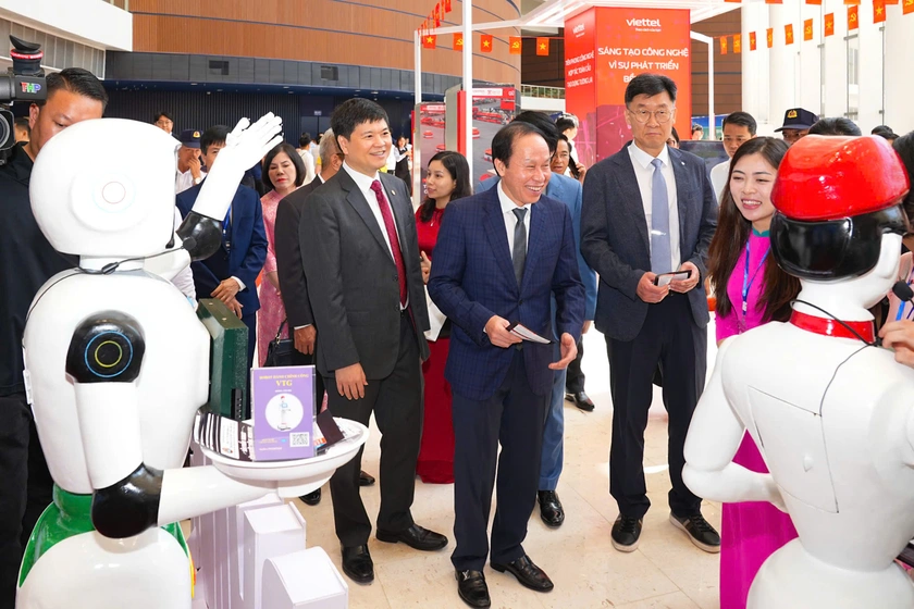 Khai mạc TECHFEST Hải Phòng 2025, - Ảnh 3.