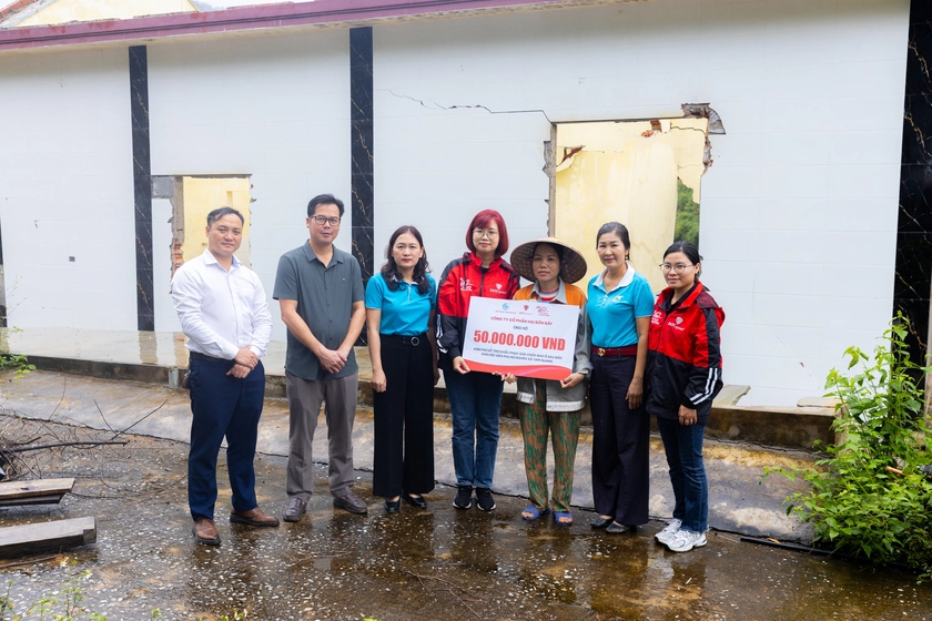 Hội phụ nữ Nghệ An chung tay khắc phục, xây dựng nhà bị sập sau bão cho hội viên- Ảnh 5. Hội phụ nữ Nghệ An chung tay khắc phục, xây dựng nhà bị sập sau bão cho hội viên- Ảnh 5.