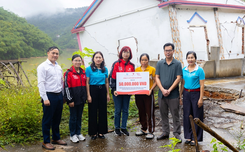 Hội phụ nữ Nghệ An chung tay khắc phục, xây dựng nhà bị sập sau bão cho hội viên- Ảnh 6. Hội phụ nữ Nghệ An chung tay khắc phục, xây dựng nhà bị sập sau bão cho hội viên- Ảnh 6.