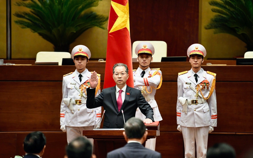 Tân Chánh án Tòa án nhân dân tối cao Nguyễn Văn Quảng tuyên thệ nhậm chức - Ảnh 1.