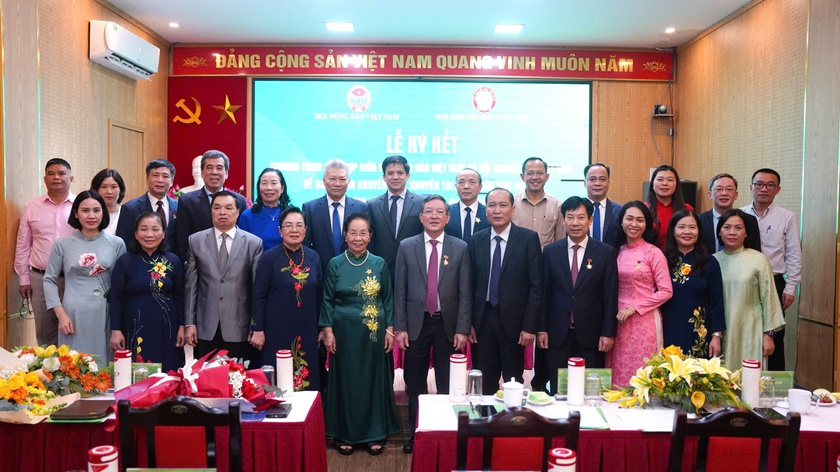 Hội Khuyến học Việt Nam và Hội Nông dân Việt Nam ký kết chương trình phối hợp giai đoạn 2025-2030 - Ảnh 10.