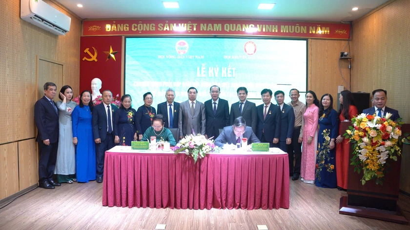Hội Khuyến học Việt Nam và Hội Nông dân Việt Nam ký kết chương trình phối hợp giai đoạn 2025-2030 - Ảnh 6.
