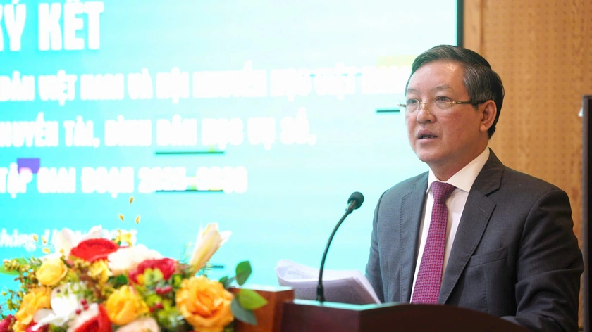 Hội Khuyến học Việt Nam và Hội Nông dân Việt Nam ký kết chương trình phối hợp giai đoạn 2025-2030 - Ảnh 4.