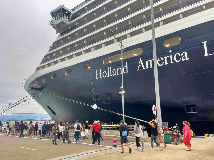 Nỗi niềm "quê nhà tôi ơi, xứ Đoài xa vắng" từ các du khách Việt kiều - Ảnh 3.