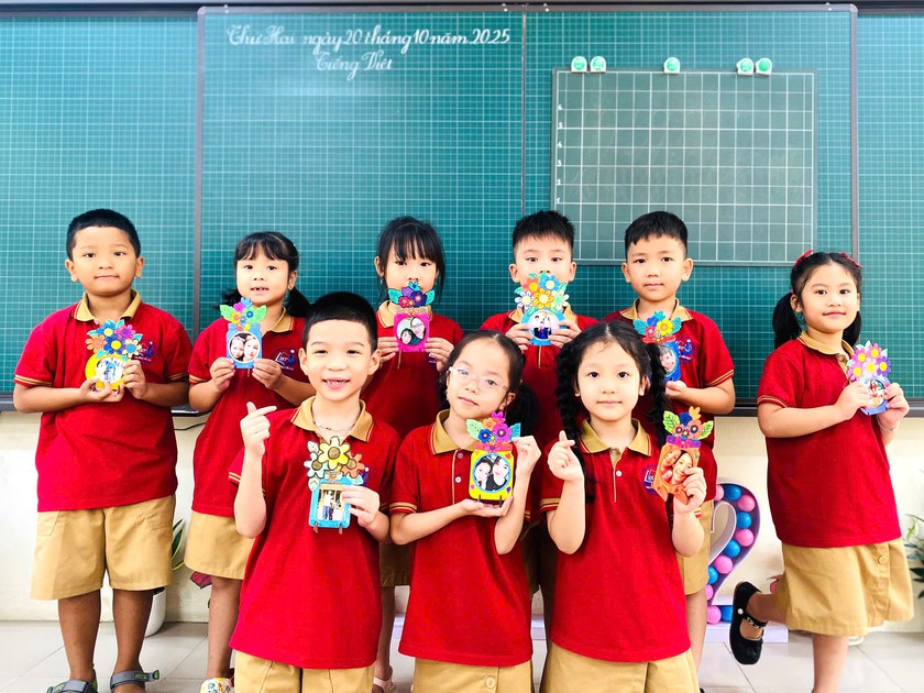 Hà Nội quy định tính học bổng khuyến khích học tập bằng mức học phí - Ảnh 1.