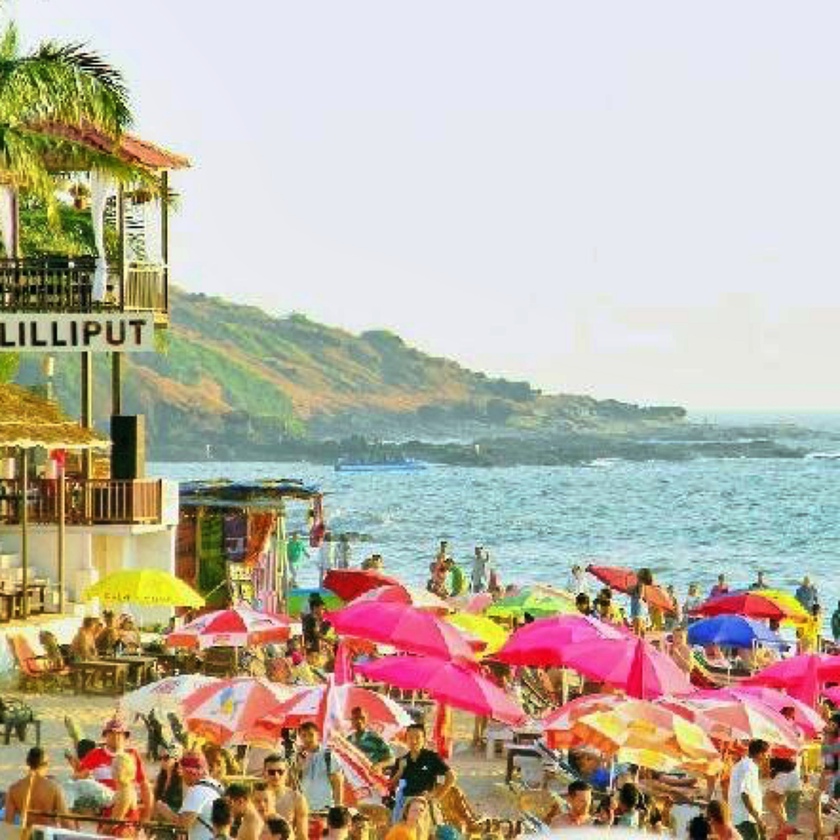 Điểm đến châu Á tháng 12 Việt Nam với sắc màu thành phố Hồ Chí Minh - Ảnh 2.