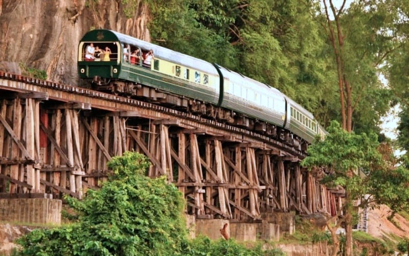 Điểm đến châu Á tháng 12 Việt Nam với sắc màu thành phố Hồ Chí Minh - Ảnh 5.