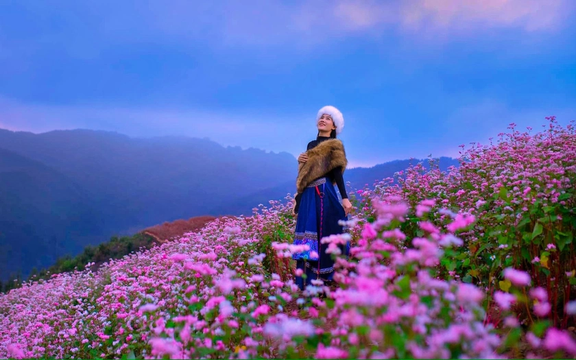 Điểm đến châu Á tháng 12 Việt Nam với sắc màu thành phố Hồ Chí Minh - Ảnh 1.