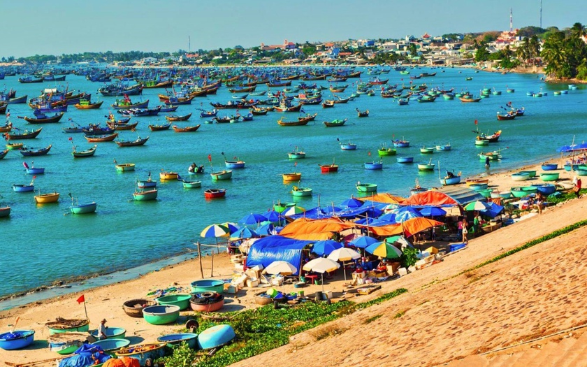 Điểm đến châu Á tháng 12 Việt Nam với sắc màu thành phố Hồ Chí Minh - Ảnh 4.