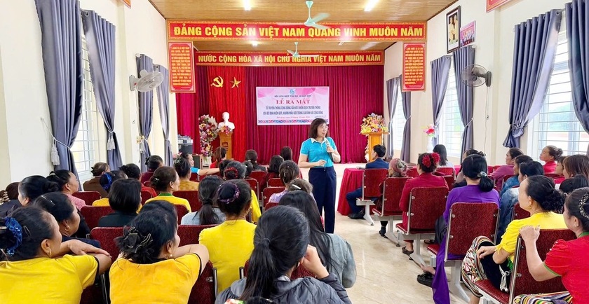 Duy trì 360 tổ truyền thông hỗ trợ phụ nữ, trẻ em đồng bào dân tộc ở Nghệ An - Ảnh 2.