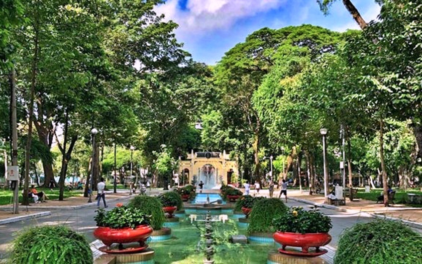 Điểm đến châu Á tháng 12 Việt Nam với sắc màu thành phố Hồ Chí Minh - Ảnh 6.