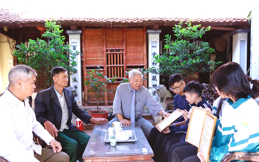 Đội ngũ người cao tuổi tỉnh Hưng Yên - những tấm gương sáng, góp phần lan tỏa tinh thần học tập suốt đời  - Ảnh 1.