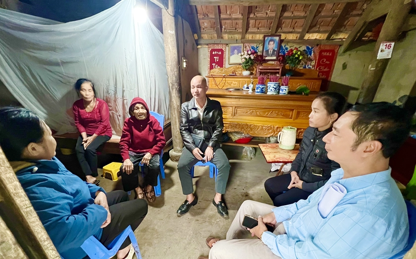 Trả lại 10 triệu đồng cho người phụ nữ ở Hà Nội chuyển nhầm 'giúp đỡ cứu người bị điện giật' - Ảnh 3.