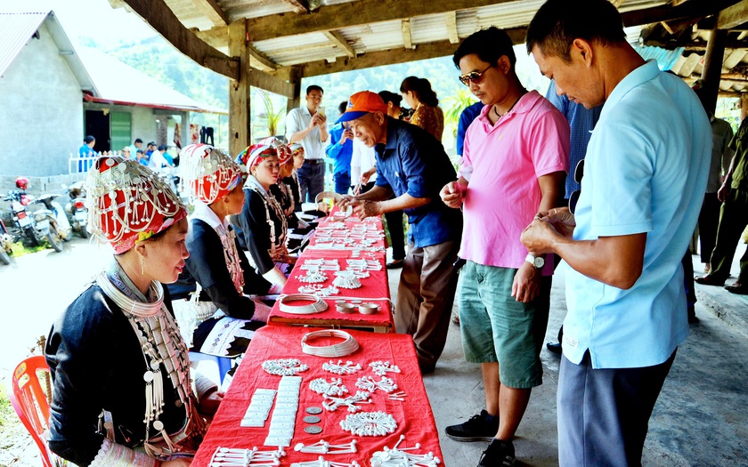 Bạc Tiên nữ ở Mường Hum - Ảnh 1.